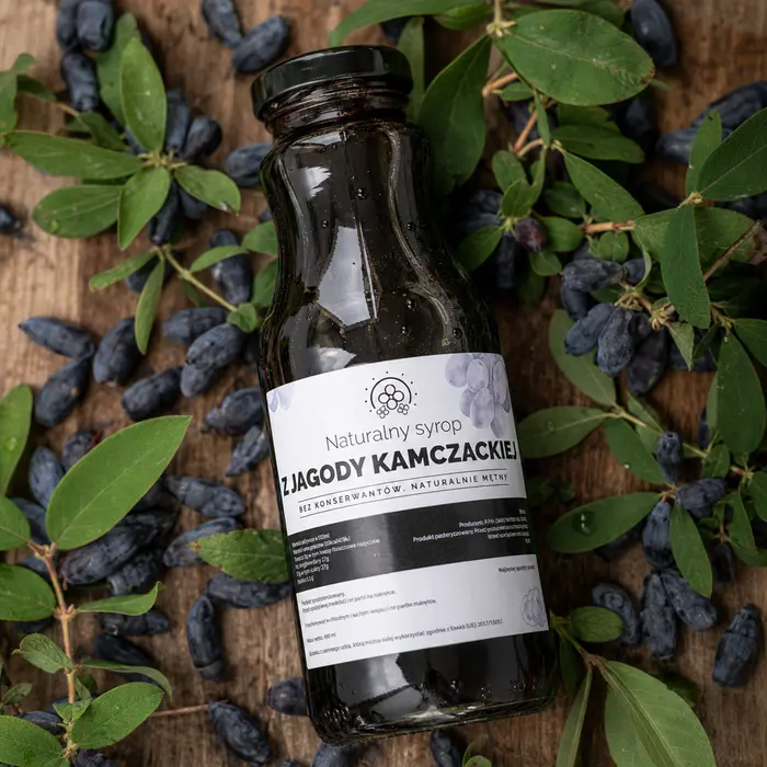 Syrop z jagody kamczackiej — zdjęcie aranżacyjne